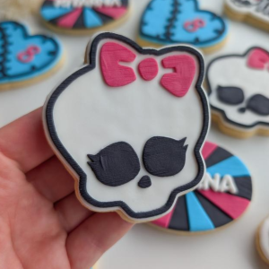 Monster Skull Raised Cookie Stamp and Cutter
