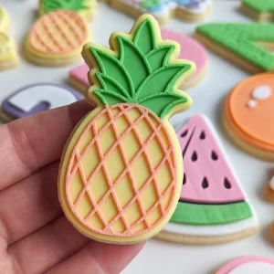 pineapple cookie stamp and cutter